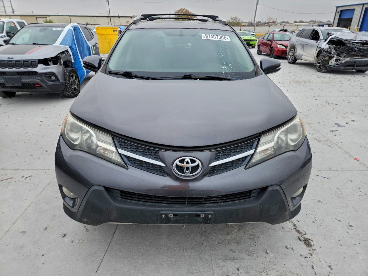2014 TOYOTA RAV4 XLE photo 5