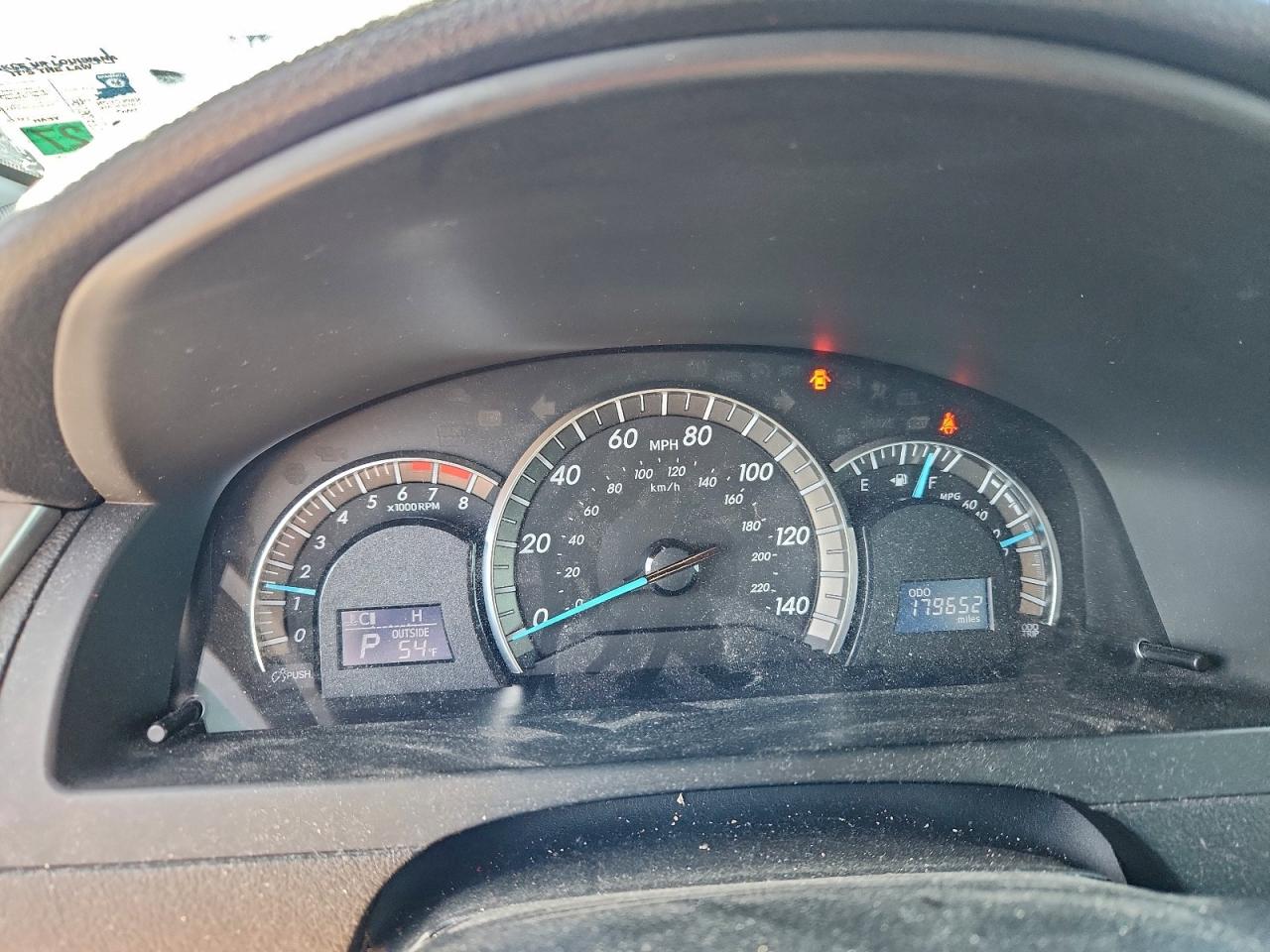 2012 TOYOTA CAMRY BASE photo 17
