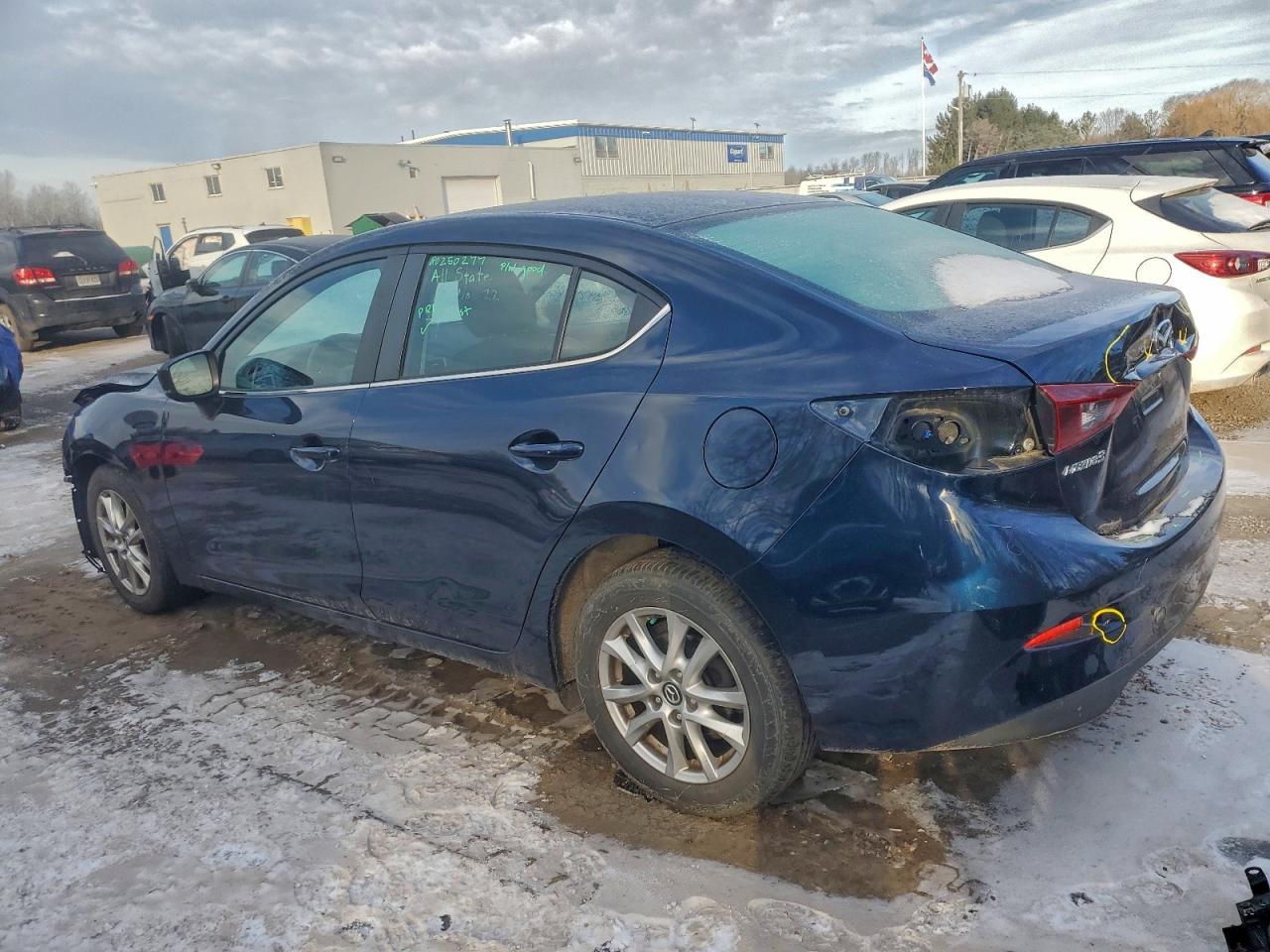 2018 MAZDA 3 GS photo 2