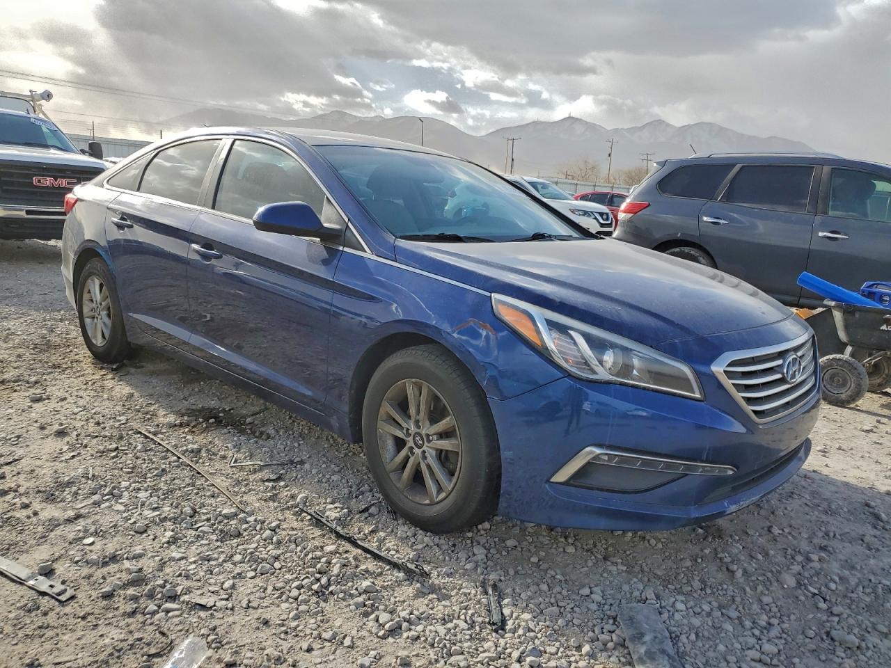 2015 HYUNDAI SONATA SE photo 4