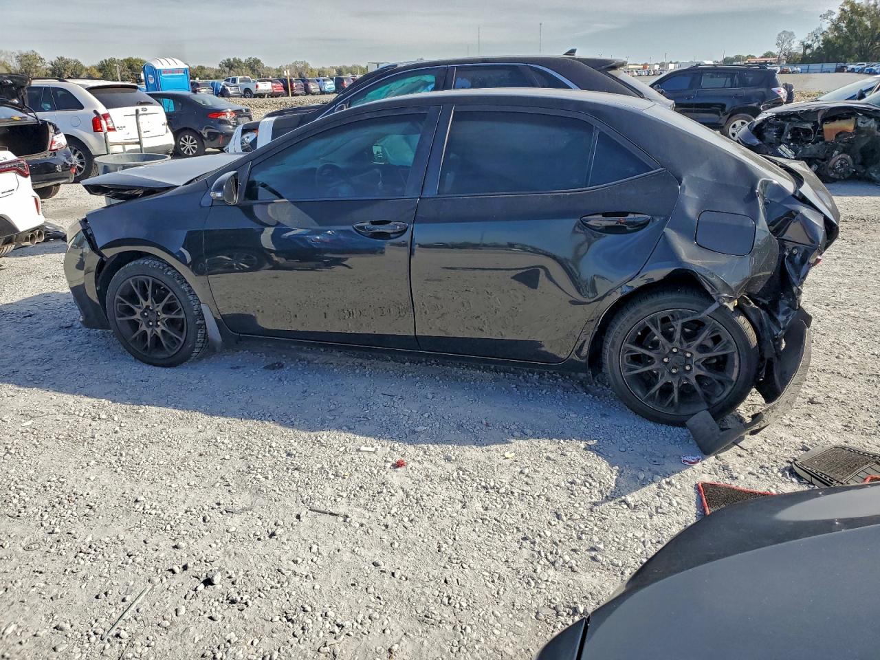 2016 TOYOTA COROLLA L photo 2