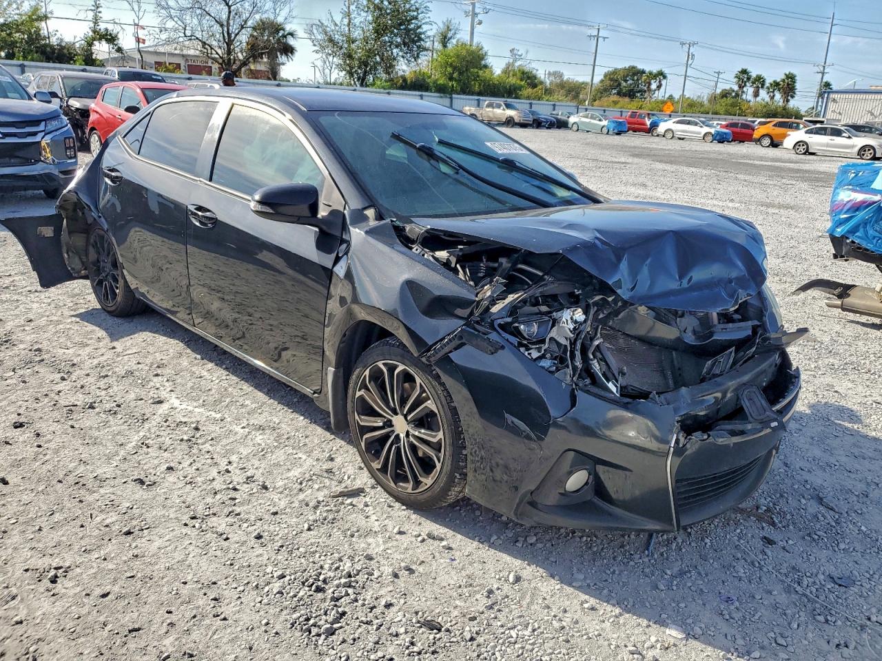 2016 TOYOTA COROLLA L photo 4