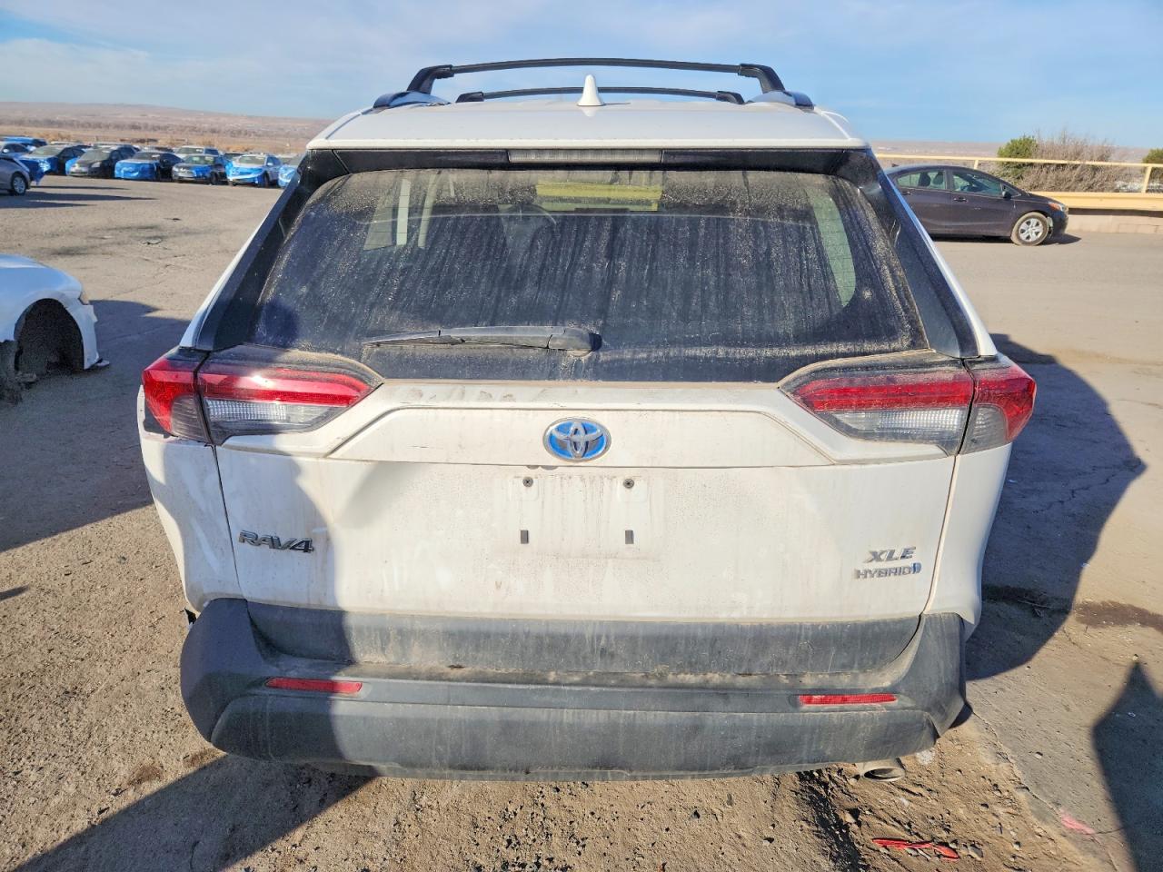 2024 TOYOTA RAV4 XLE photo 6
