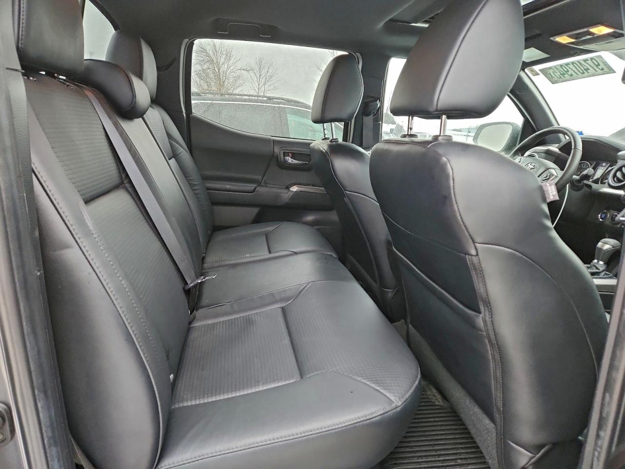 2022 TOYOTA TACOMA DOUBLE CAB photo 10