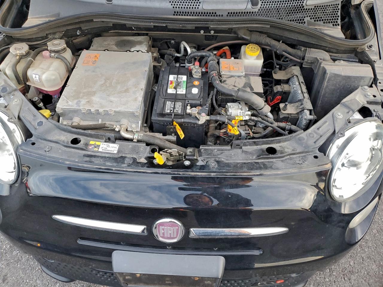 2015 FIAT 500 ELECTRIC photo 11