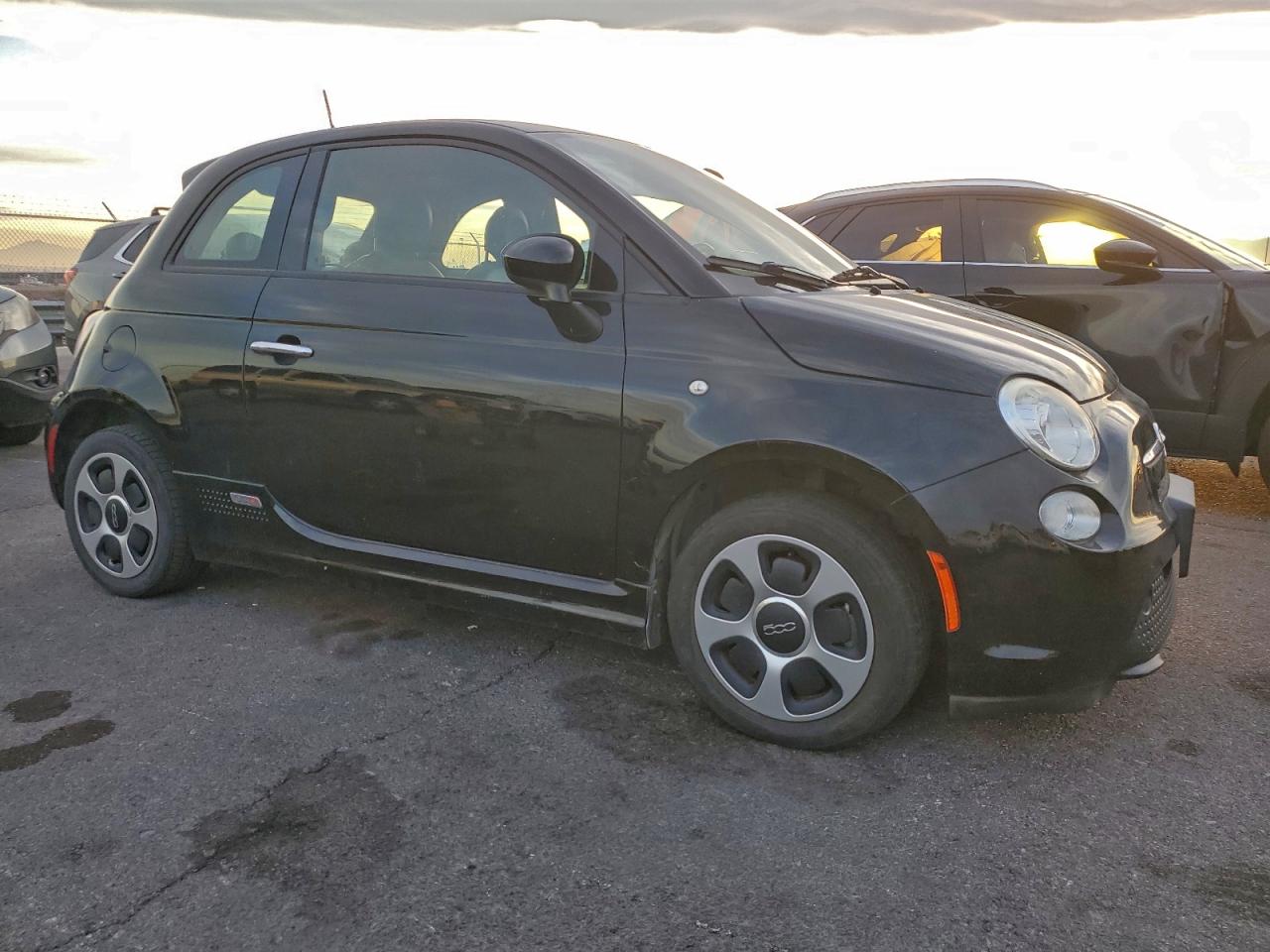 2015 FIAT 500 ELECTRIC photo 4