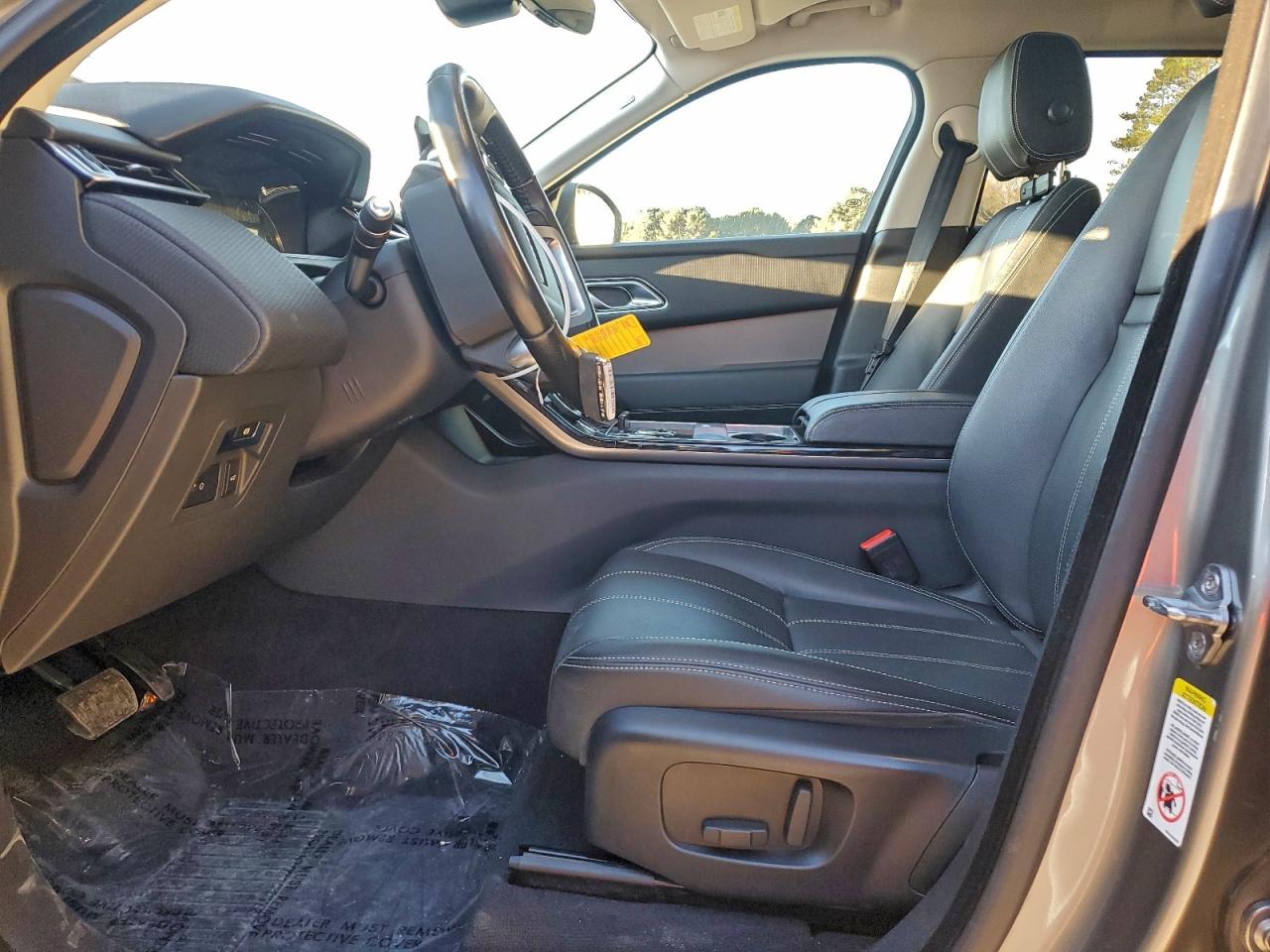 2019 LAND ROVER RANGE ROVER VELAR S photo 7
