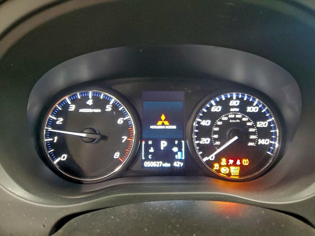 2018 MITSUBISHI OUTLANDER SE photo 9