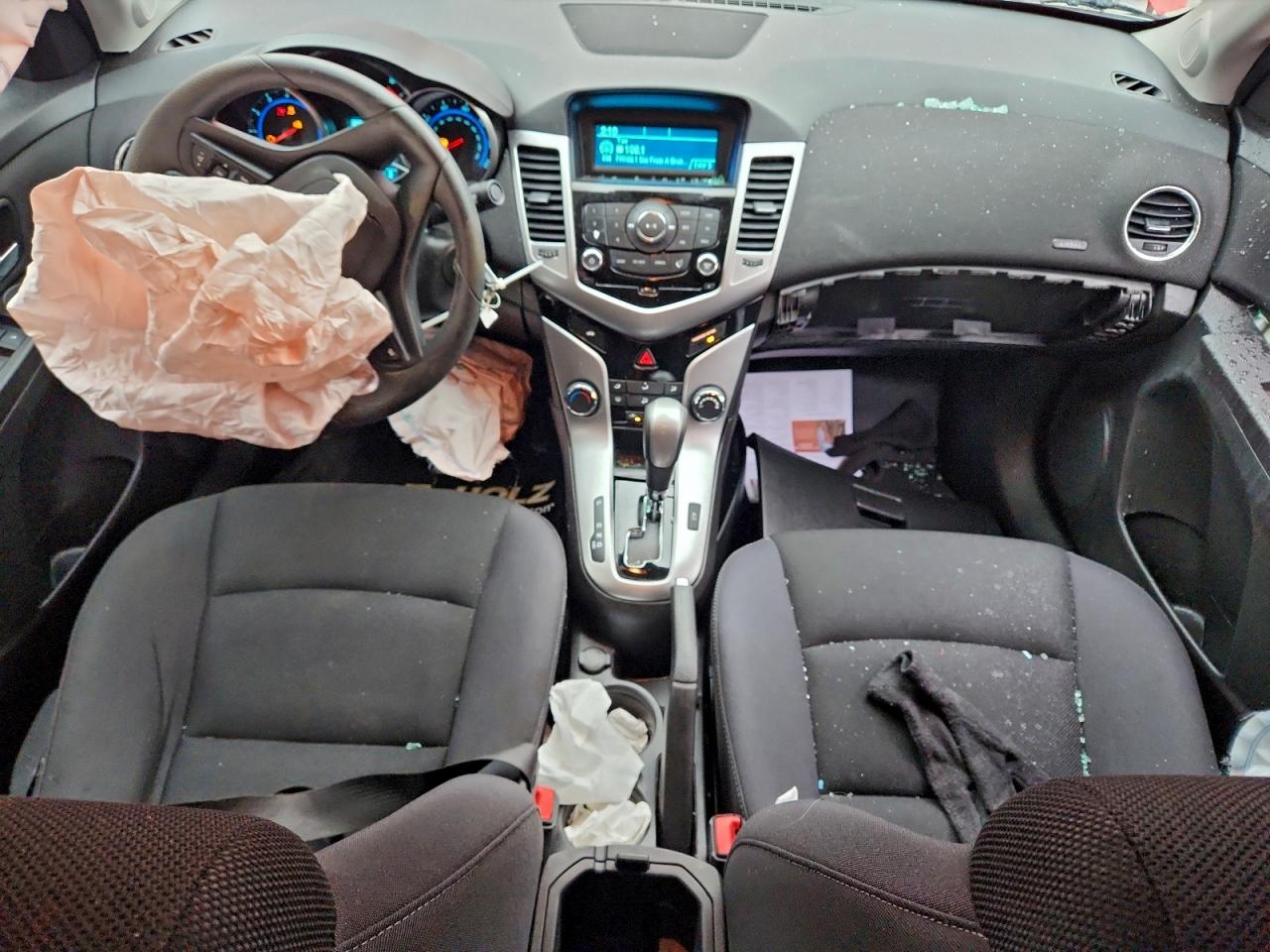 2016 CHEVROLET CRUZE LIMITED LT photo 8