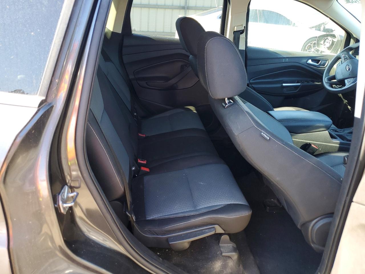 2017 FORD ESCAPE SE photo 11