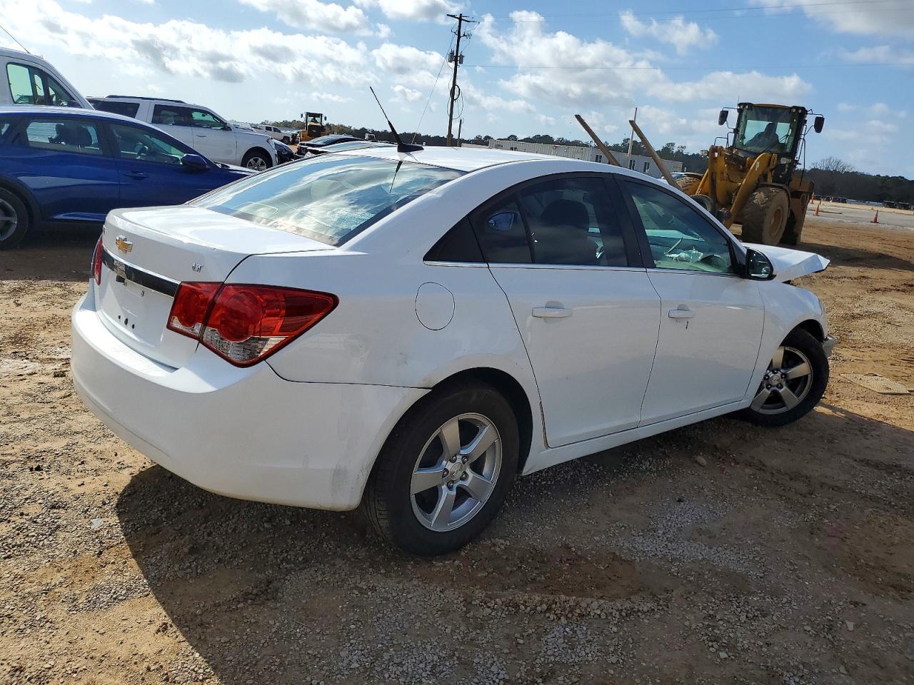 2014 CHEVROLET CRUZE LT photo 3