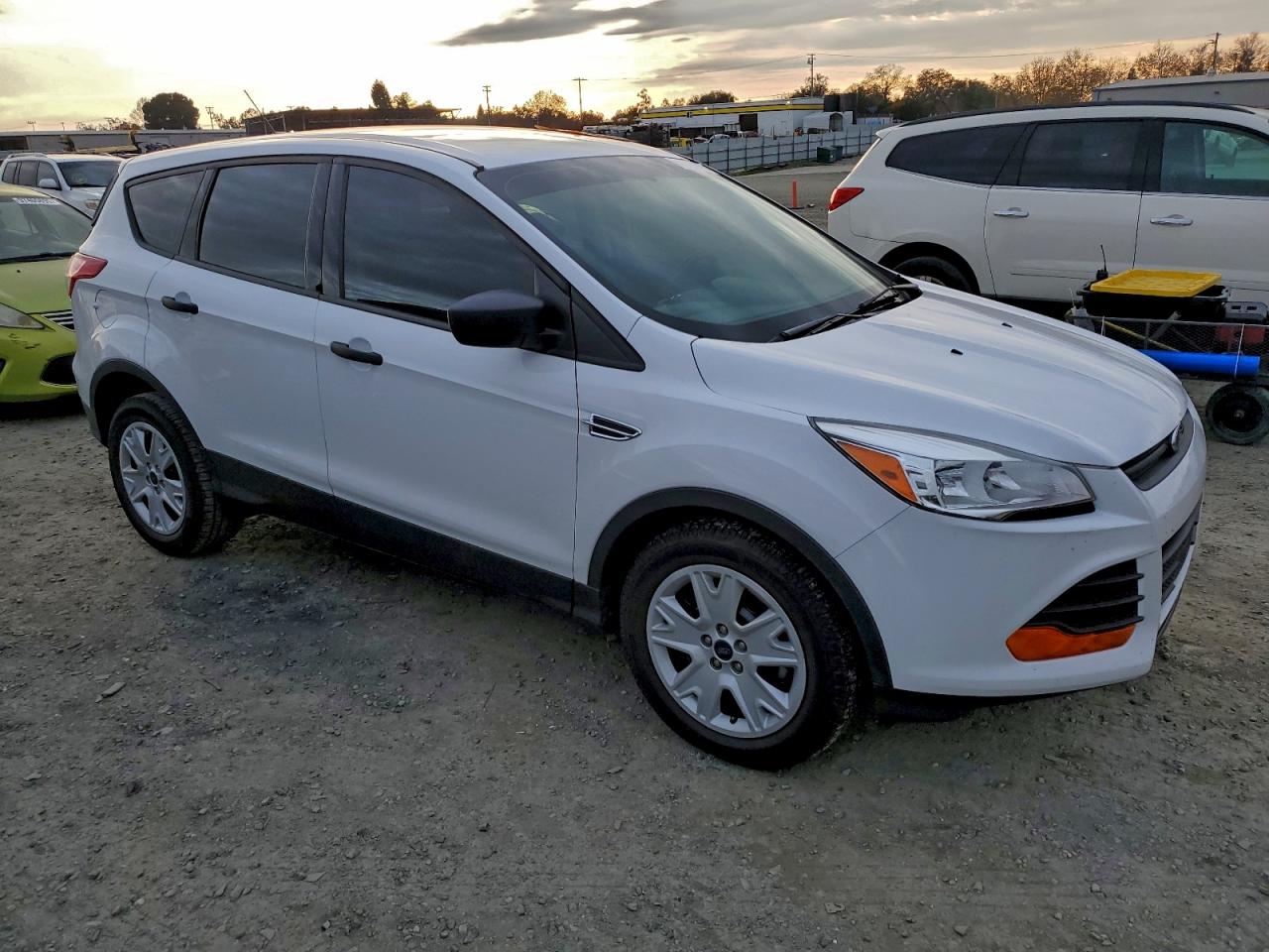 2015 FORD ESCAPE S photo 7