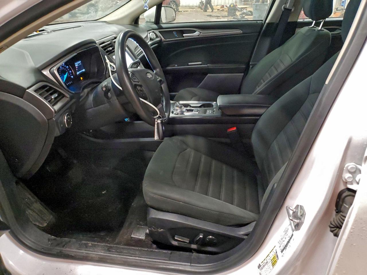 2020 FORD FUSION SE photo 7