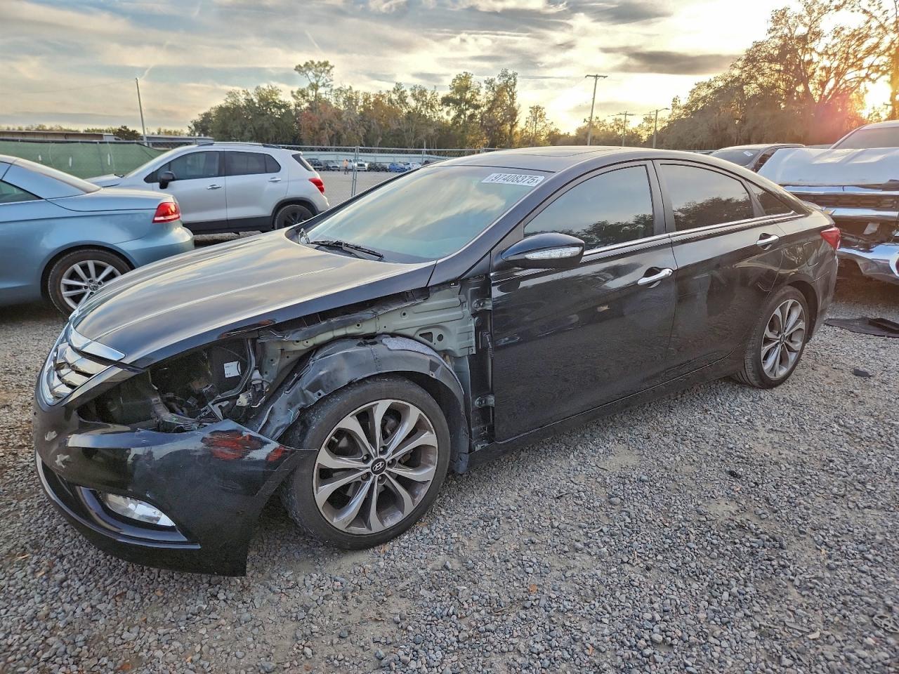 2013 HYUNDAI SONATA