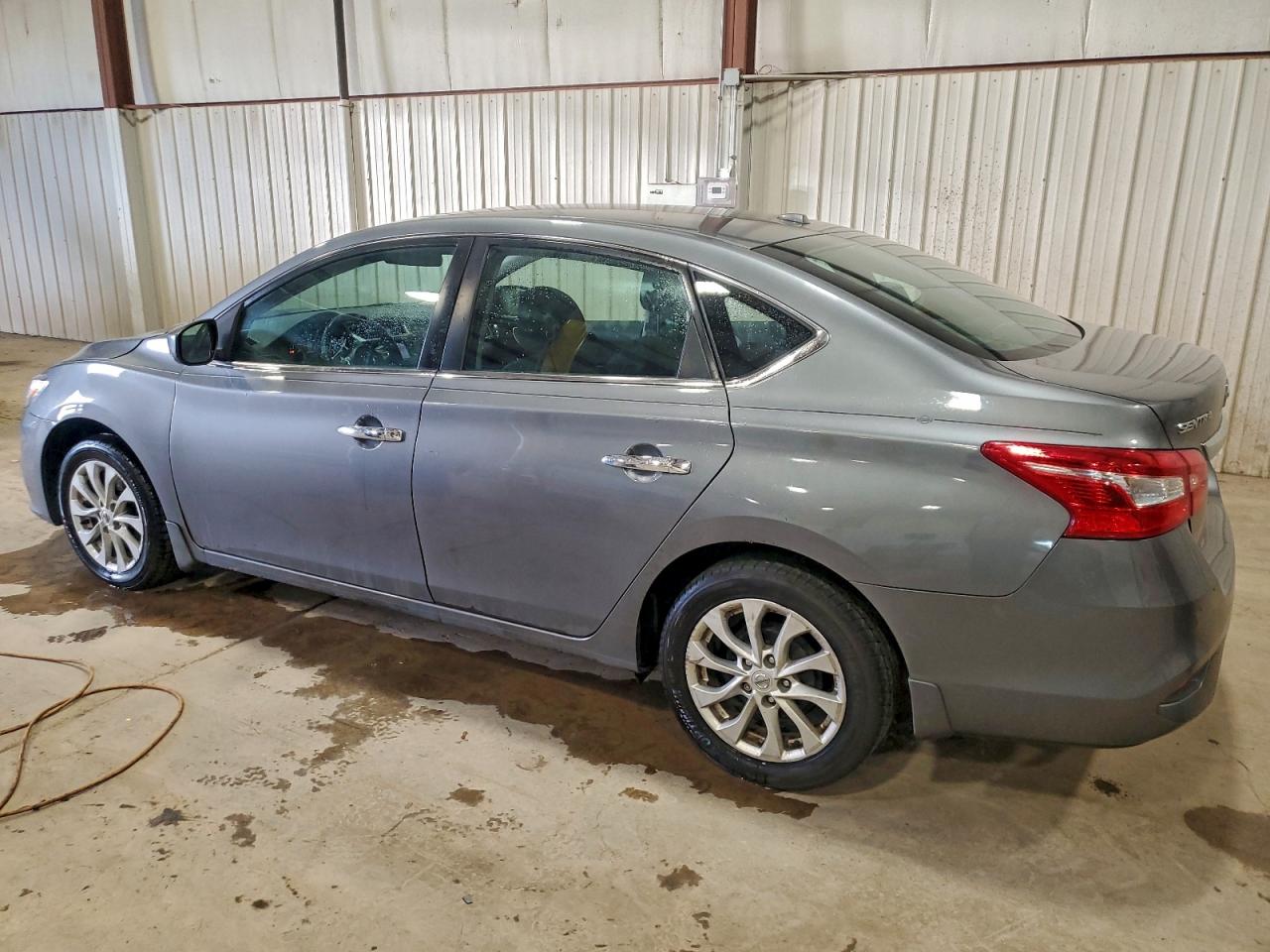 2018 NISSAN SENTRA S photo 2