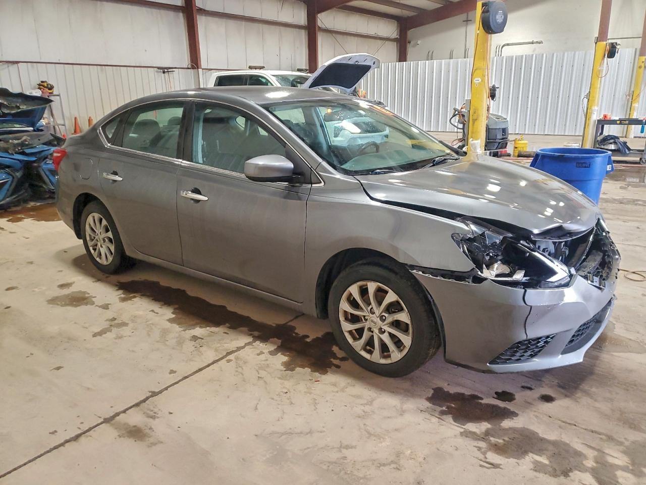 2018 NISSAN SENTRA S photo 4