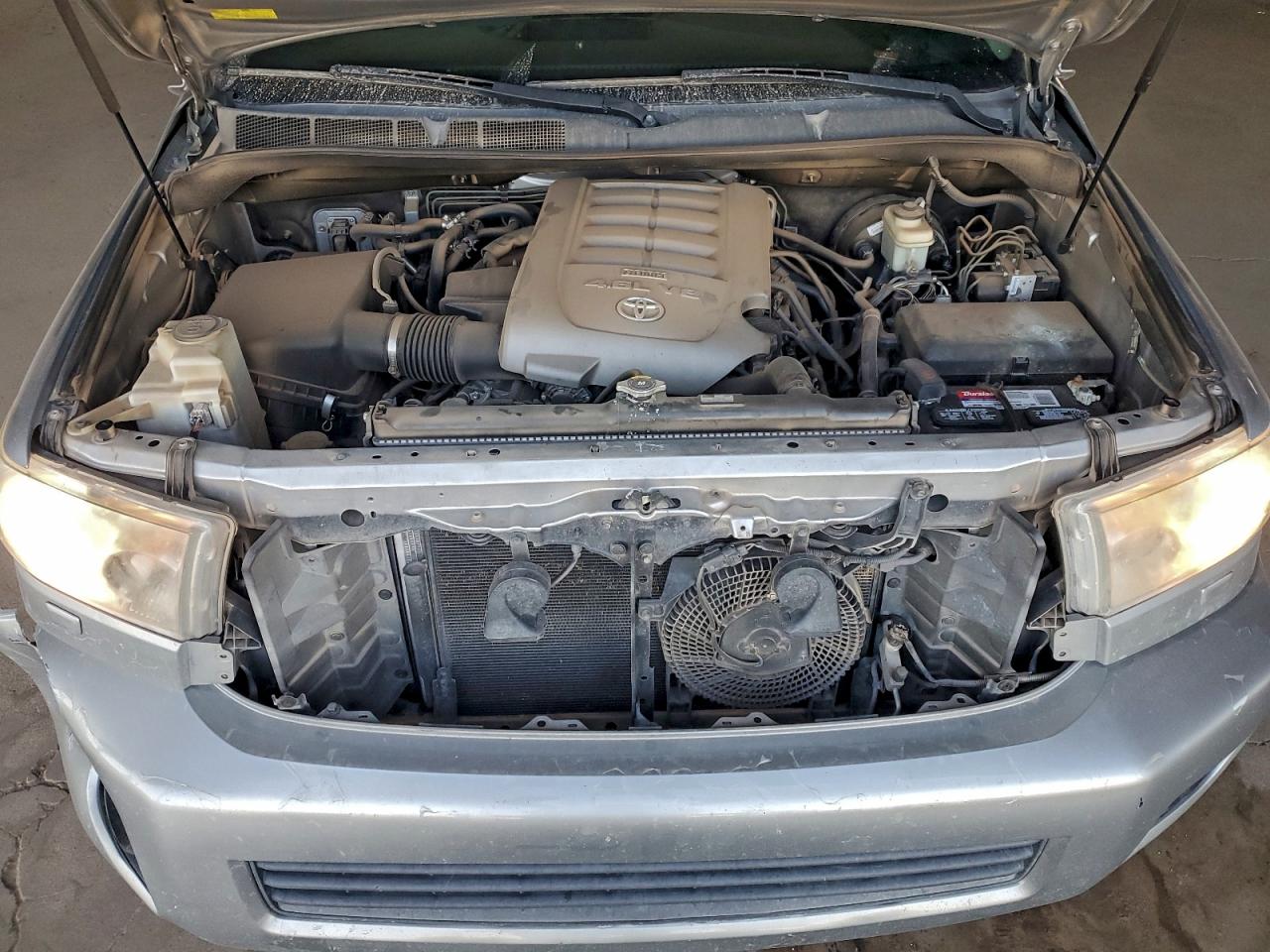 2010 TOYOTA SEQUOIA SR5 photo 12