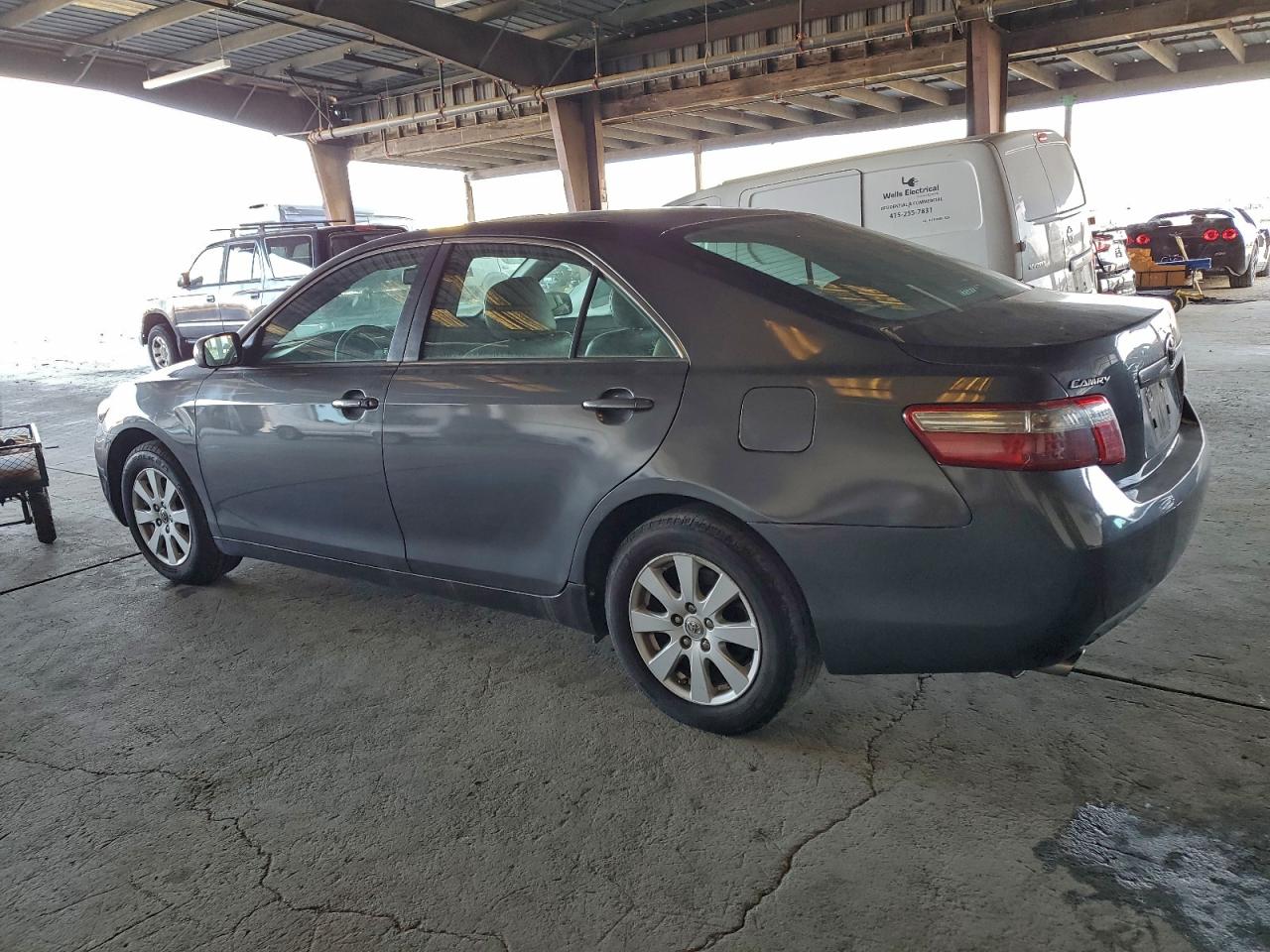 2007 TOYOTA CAMRY LE photo 2