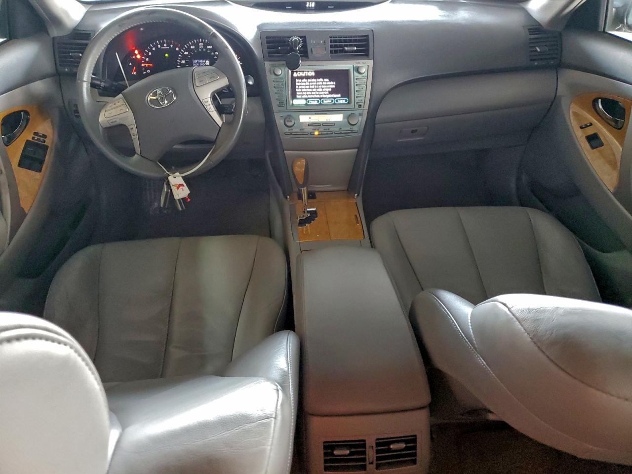 2007 TOYOTA CAMRY LE photo 8
