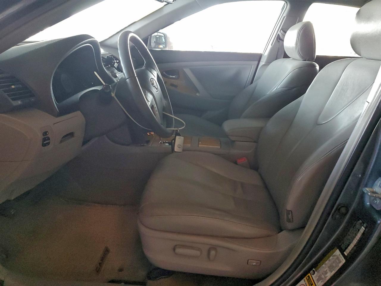 2007 TOYOTA CAMRY LE photo 7