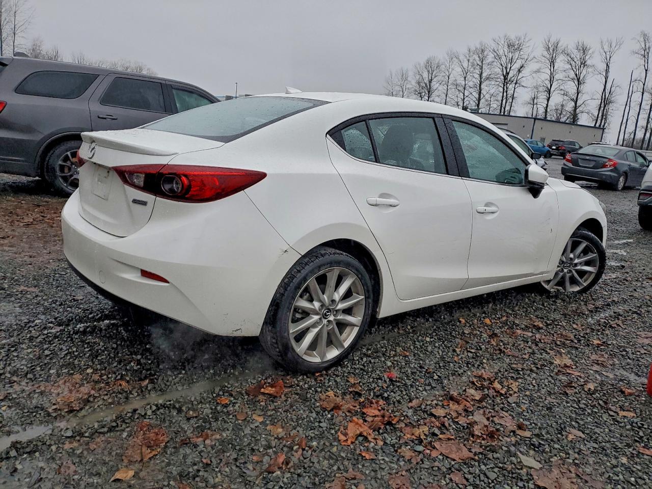 2017 MAZDA 3 GRAND TOURING photo 3