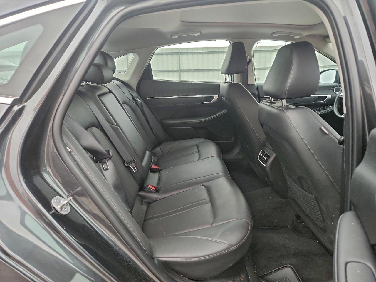 2025 HYUNDAI SONATA HYBRID photo 10