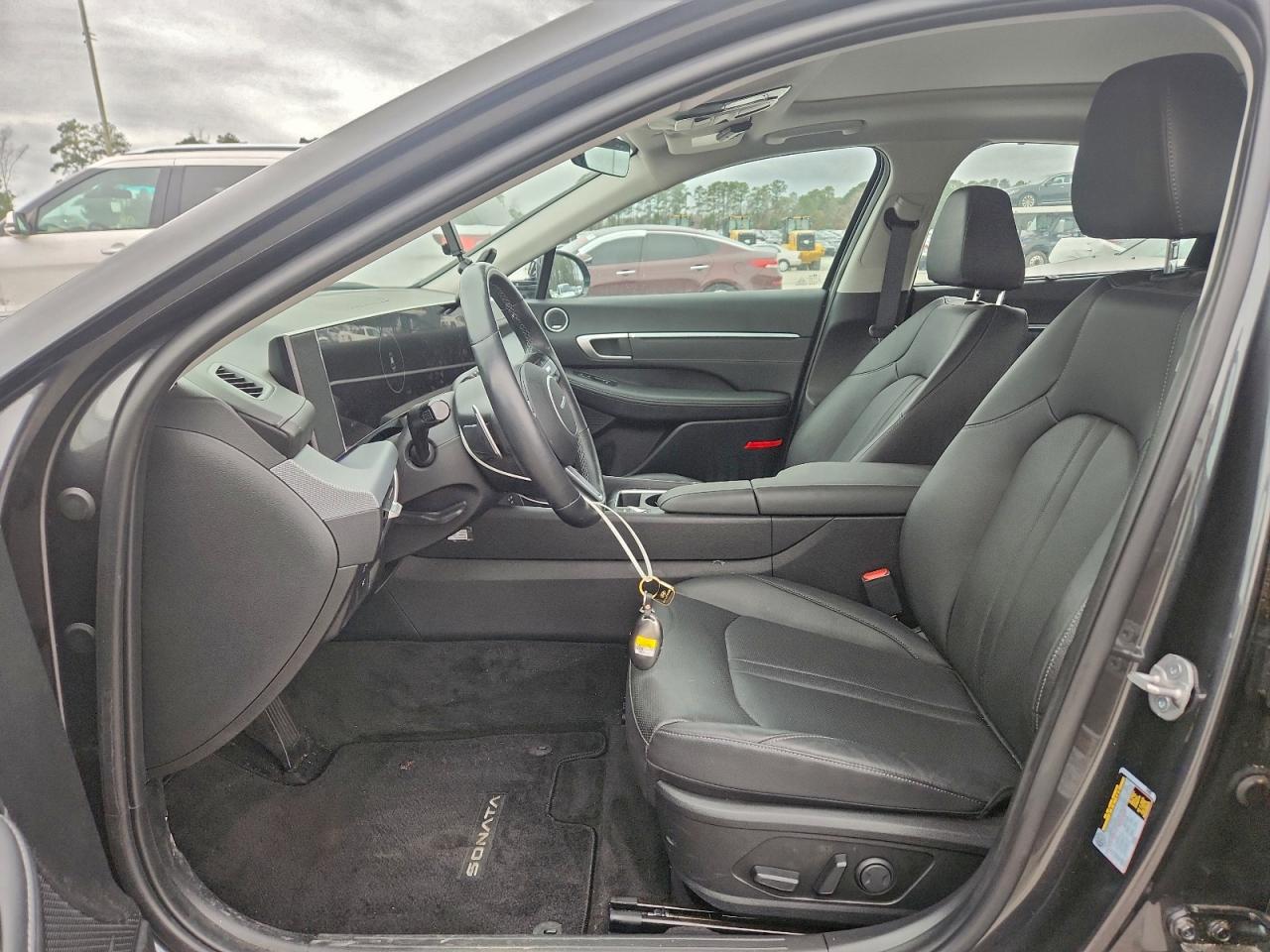 2025 HYUNDAI SONATA HYBRID photo 7