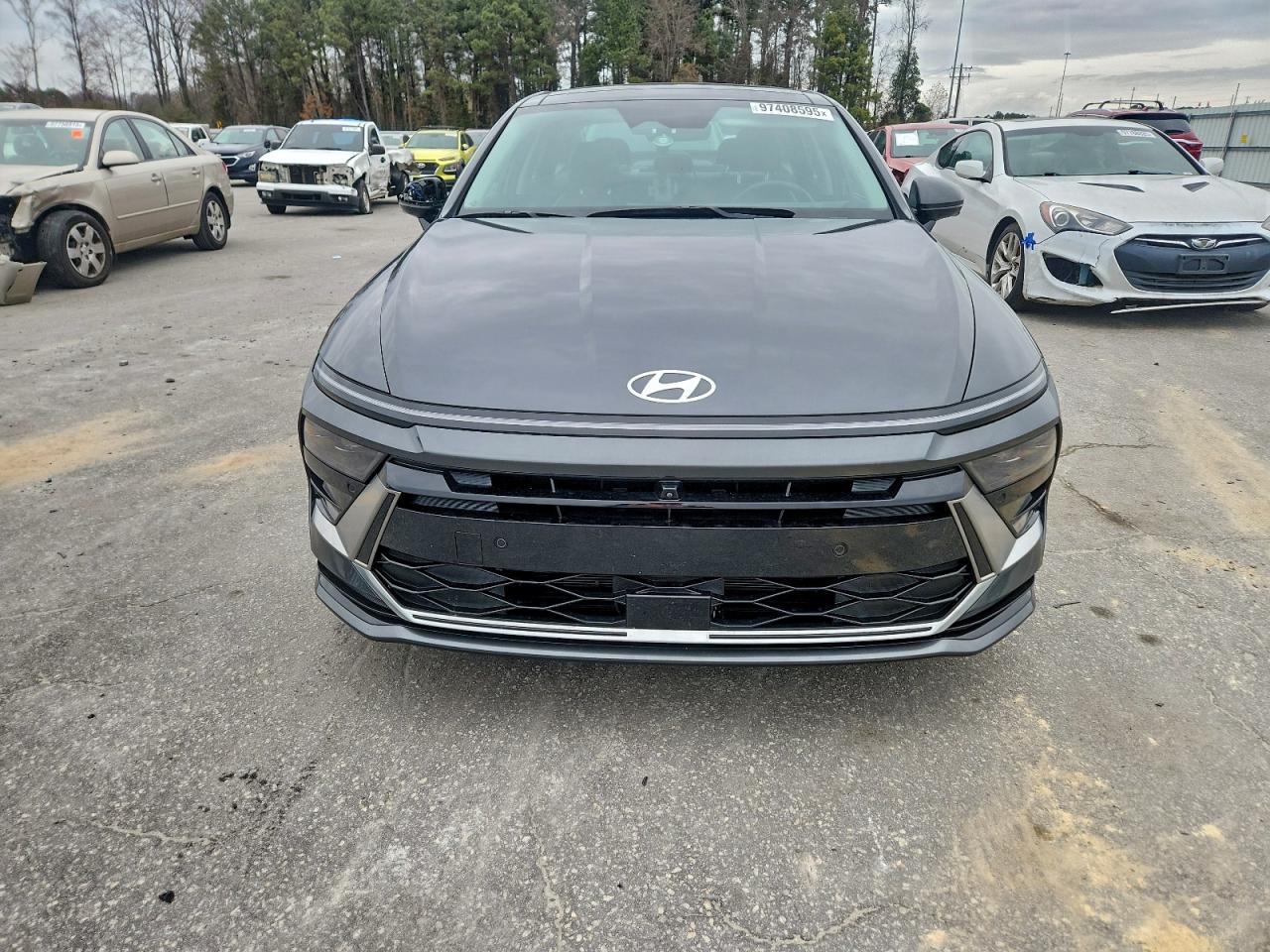 2025 HYUNDAI SONATA HYBRID photo 5