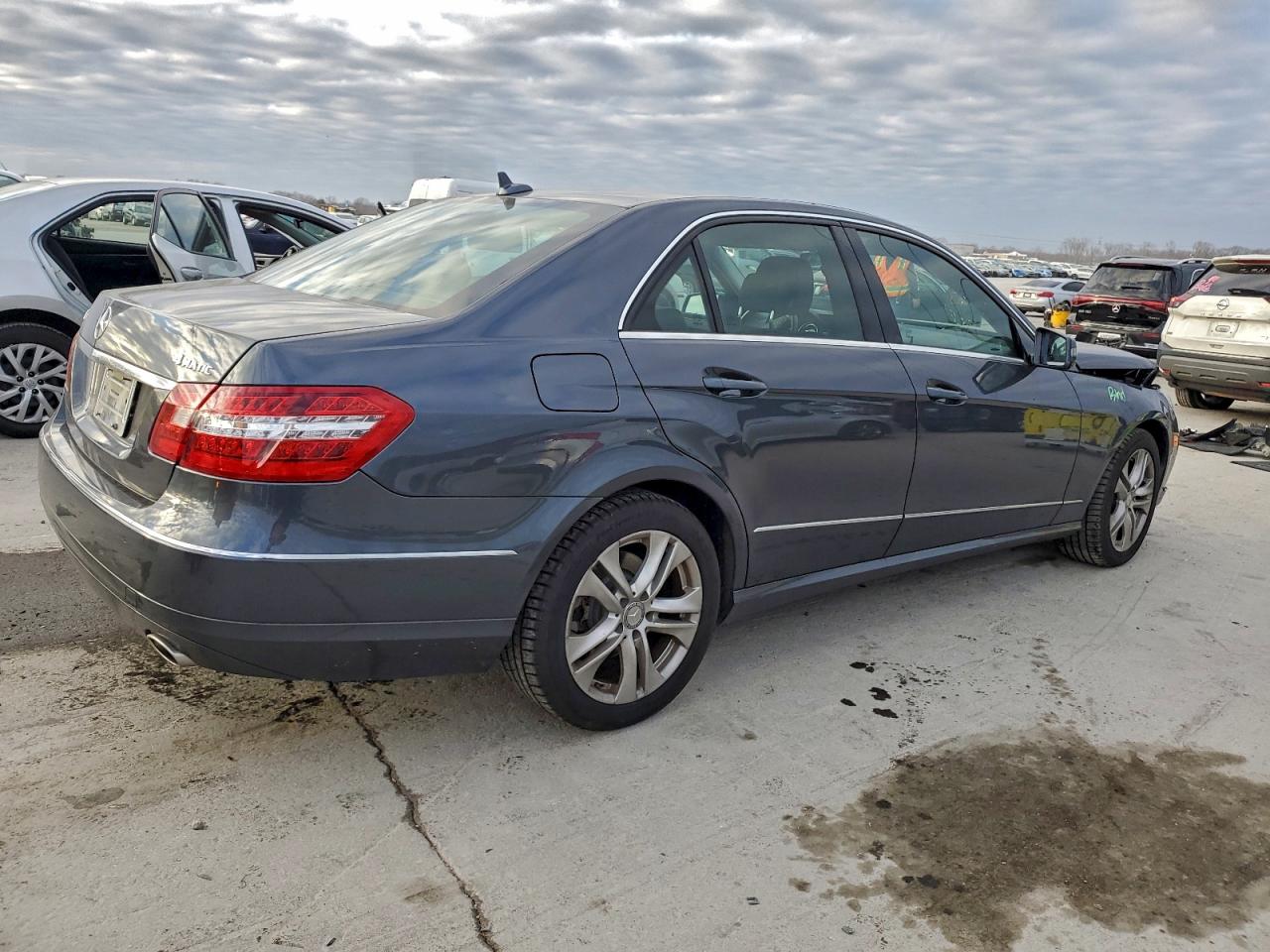 2011 MERCEDES-BENZ E 350 4MATIC photo 5