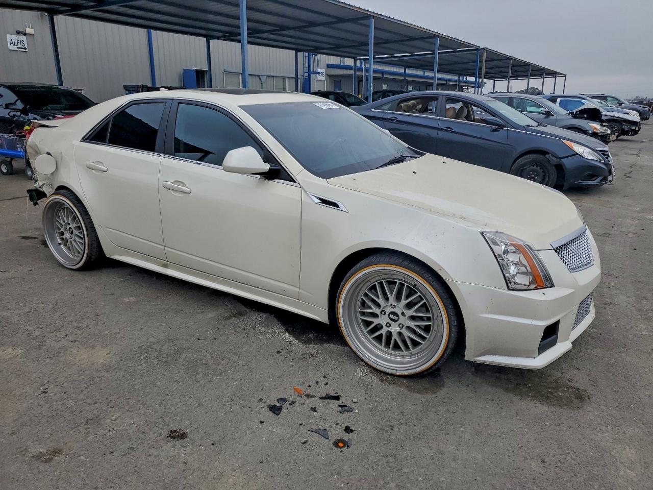 2011 CADILLAC CTS LUXURY COLLECTION photo 4