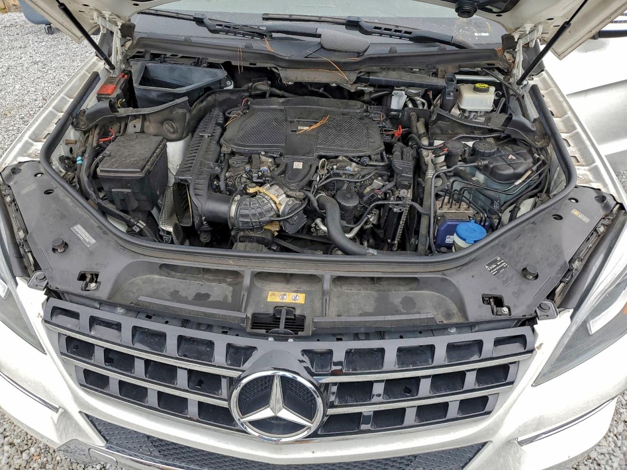 2015 MERCEDES-BENZ ML 350 4MATIC photo 12