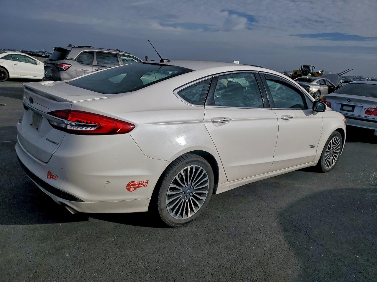 2018 FORD FUSION TITANIUM/PLATINUM PHEV photo 3