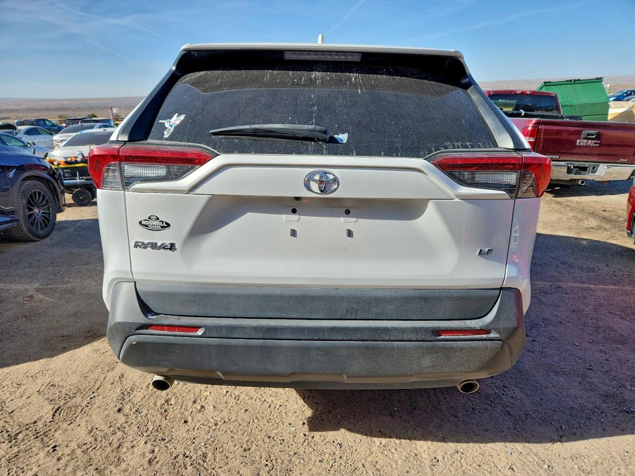 2021 TOYOTA RAV4 LE photo 11