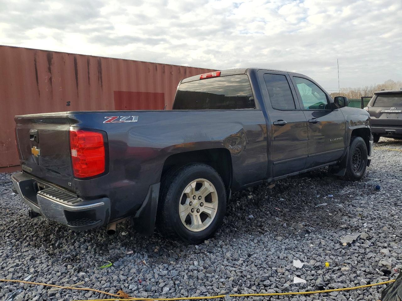 2015 CHEVROLET SILVERADO K1500 LT photo 3