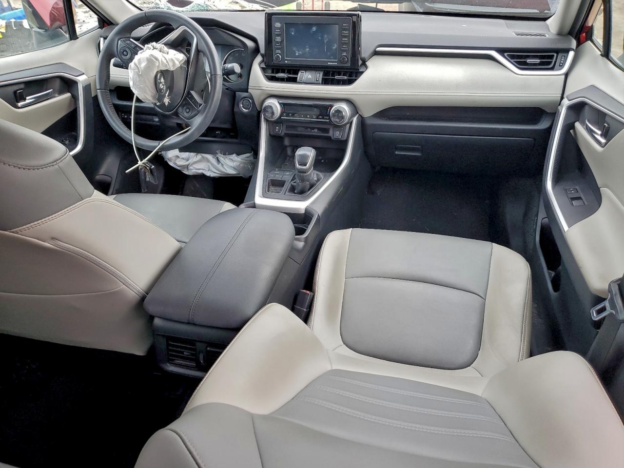 2021 TOYOTA RAV4 XLE PREMIUM photo 8