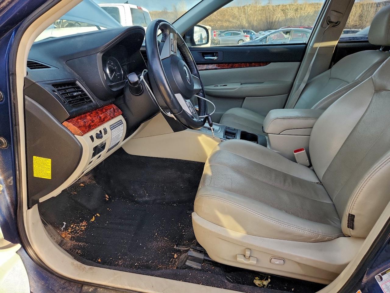 2011 SUBARU OUTBACK 2.5I LIMITED photo 13