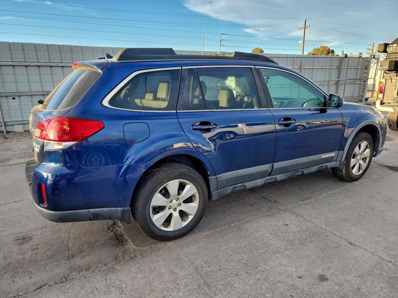 2011 SUBARU OUTBACK 2.5I LIMITED photo 5