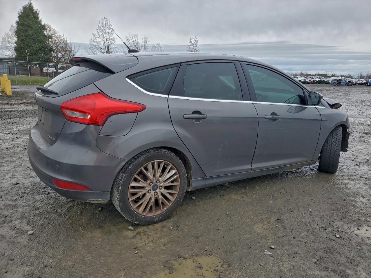 2015 FORD FOCUS TITANIUM photo 5