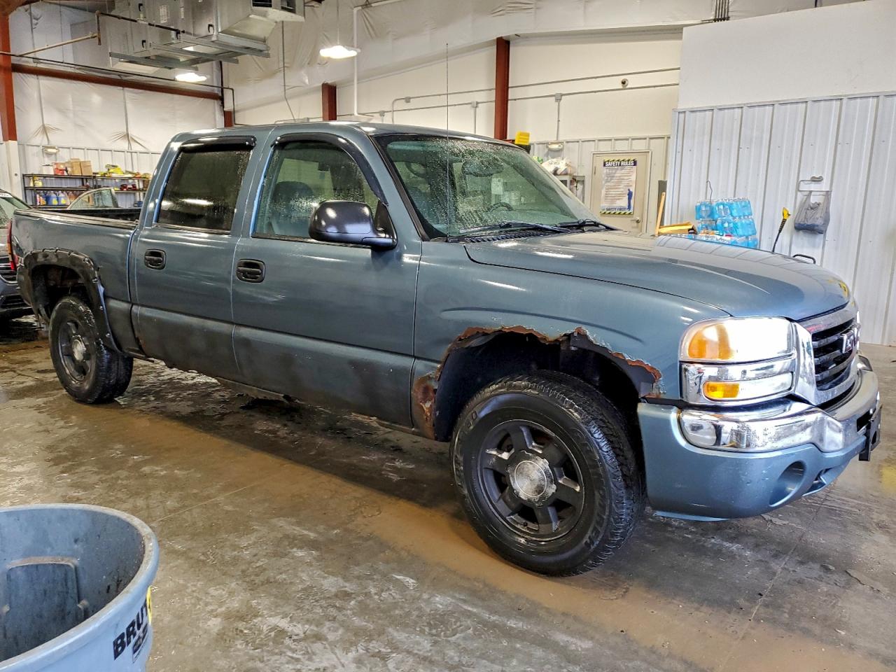 2007 GMC NEW SIERRA K1500 CLASSIC photo 4