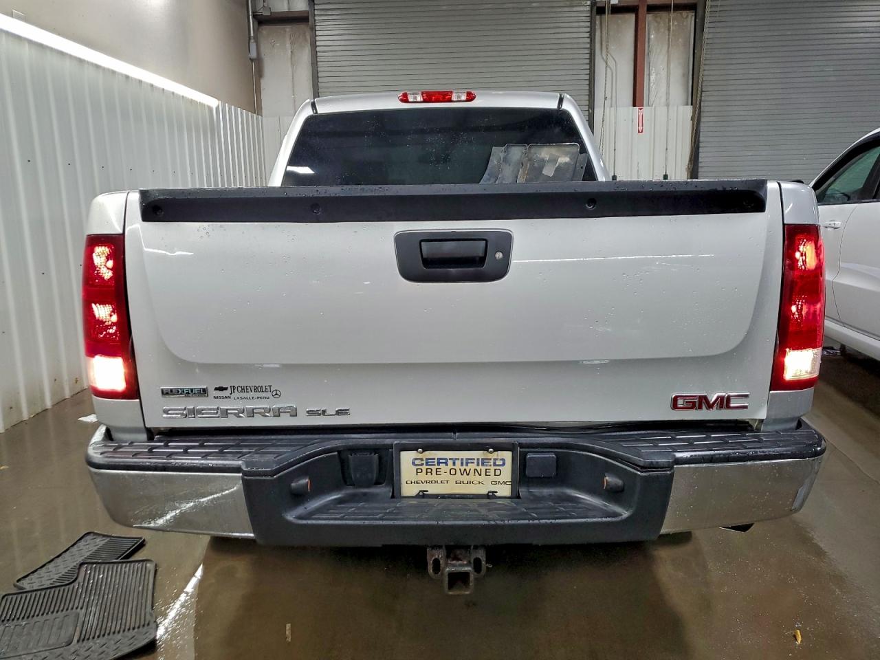 2011 GMC SIERRA K1500 SLE photo 6