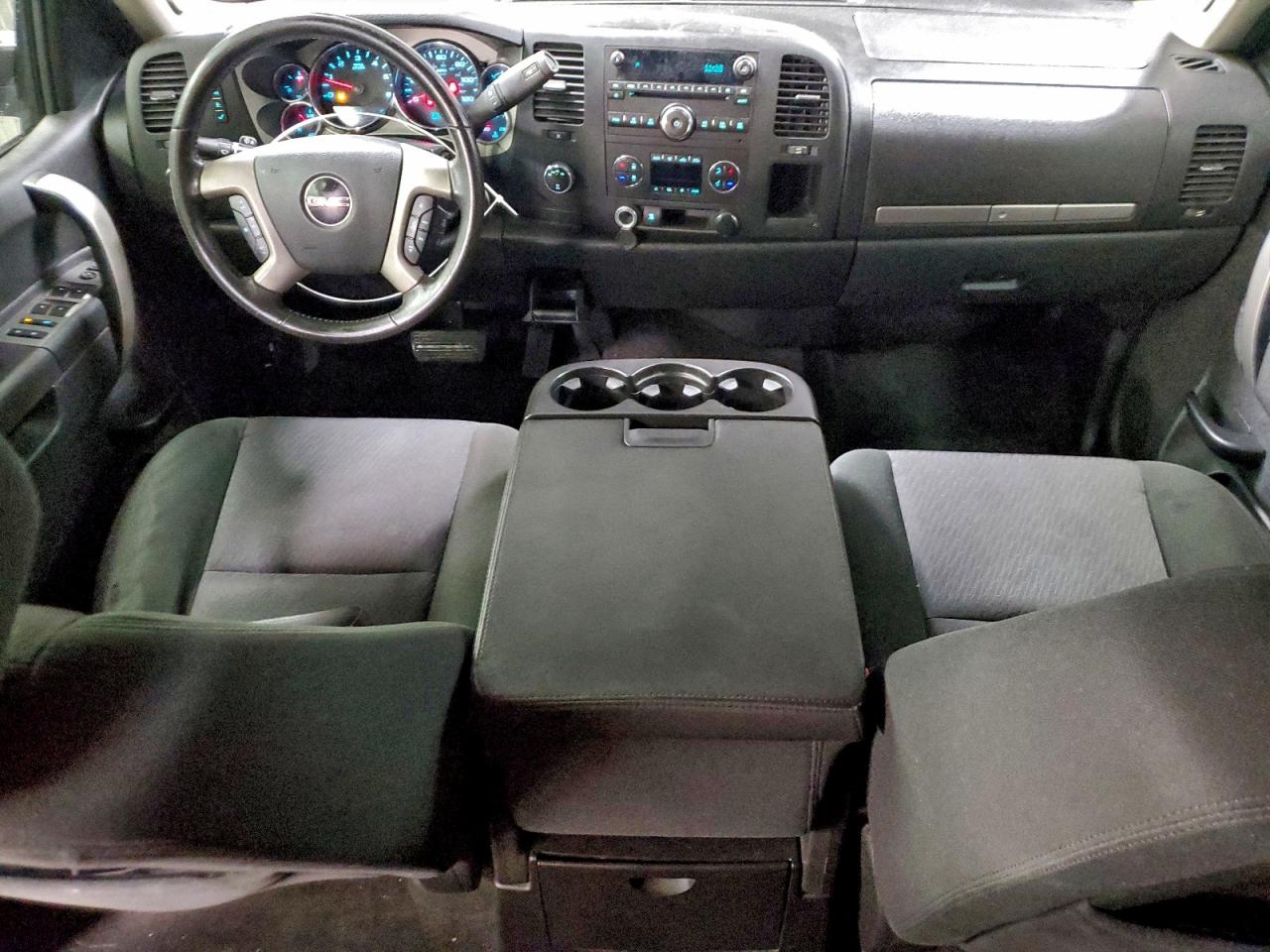 2011 GMC SIERRA K1500 SLE photo 8