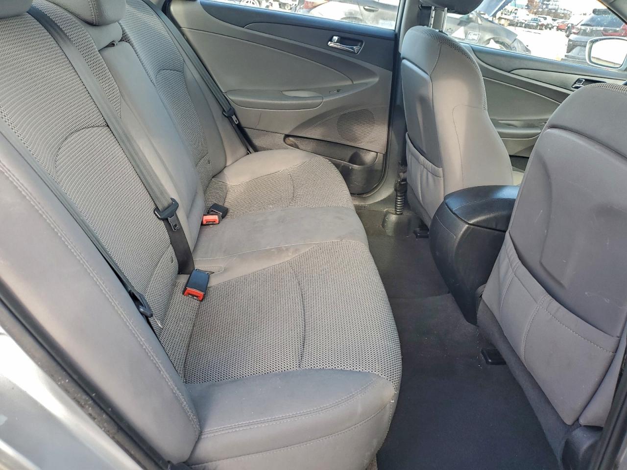 2011 HYUNDAI SONATA GLS photo 10