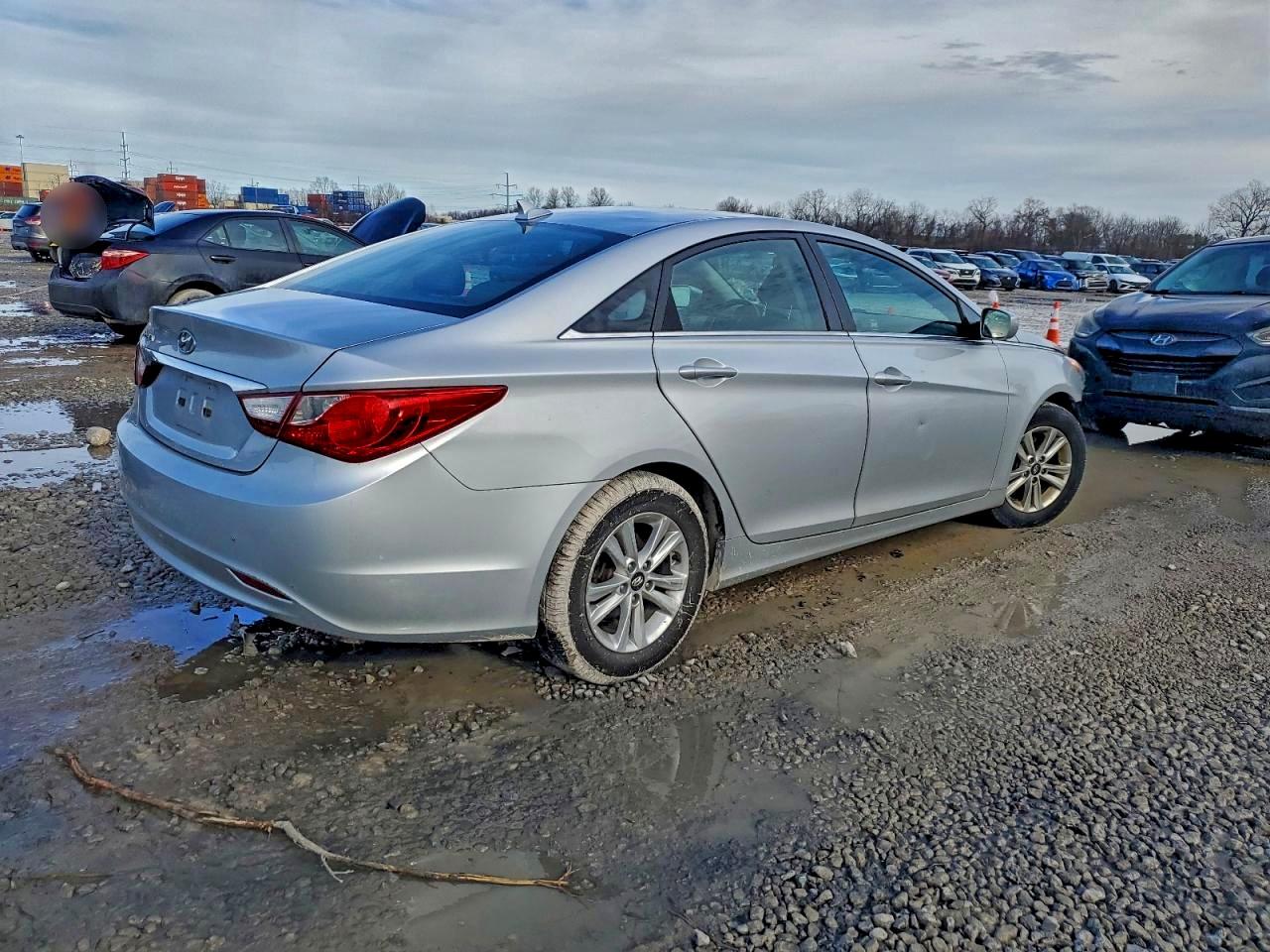 2011 HYUNDAI SONATA GLS photo 3