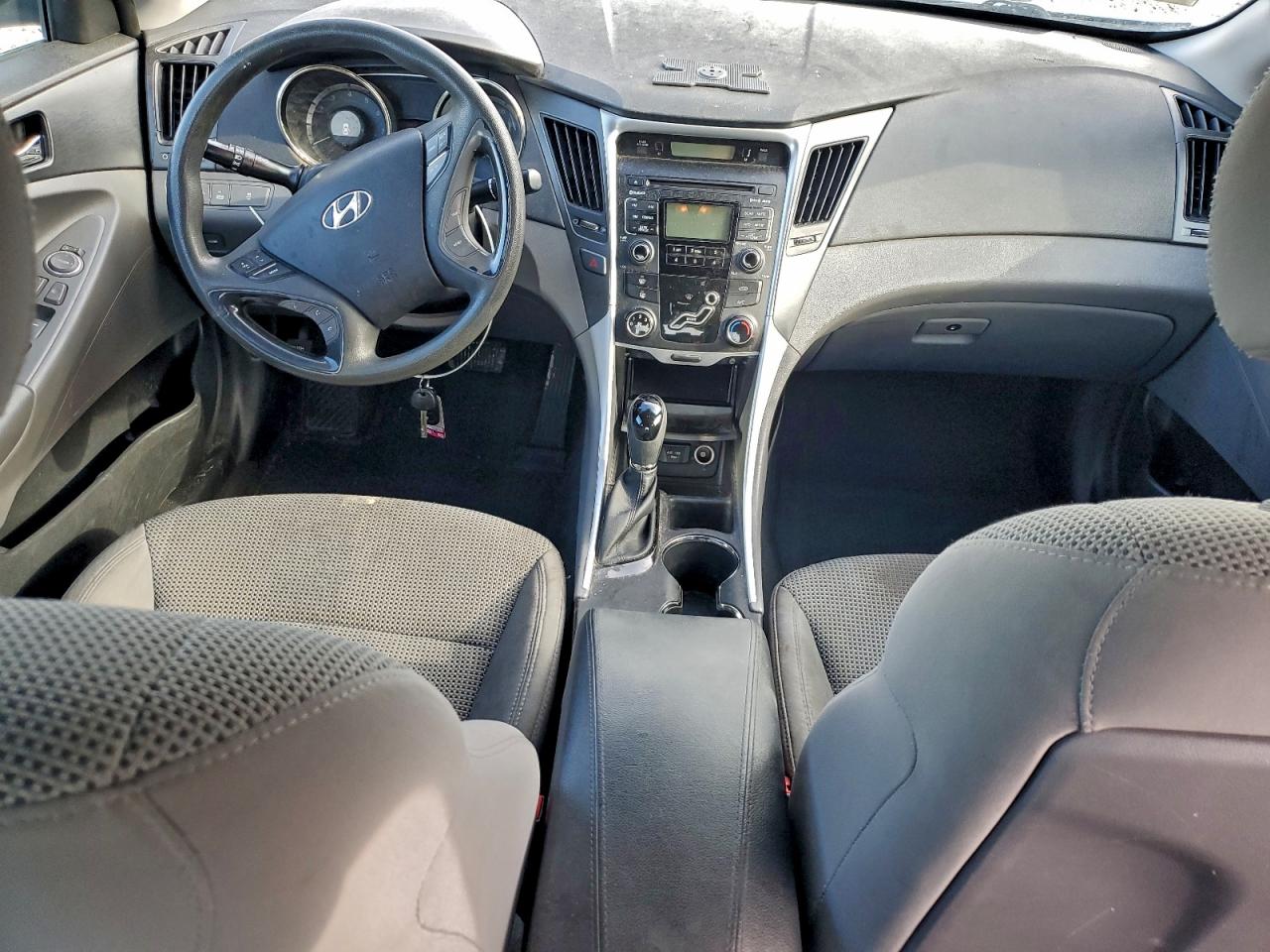 2011 HYUNDAI SONATA GLS photo 8