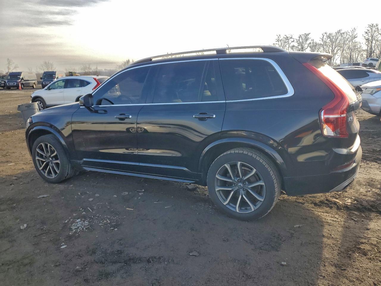 2016 VOLVO XC90 T6 photo 2