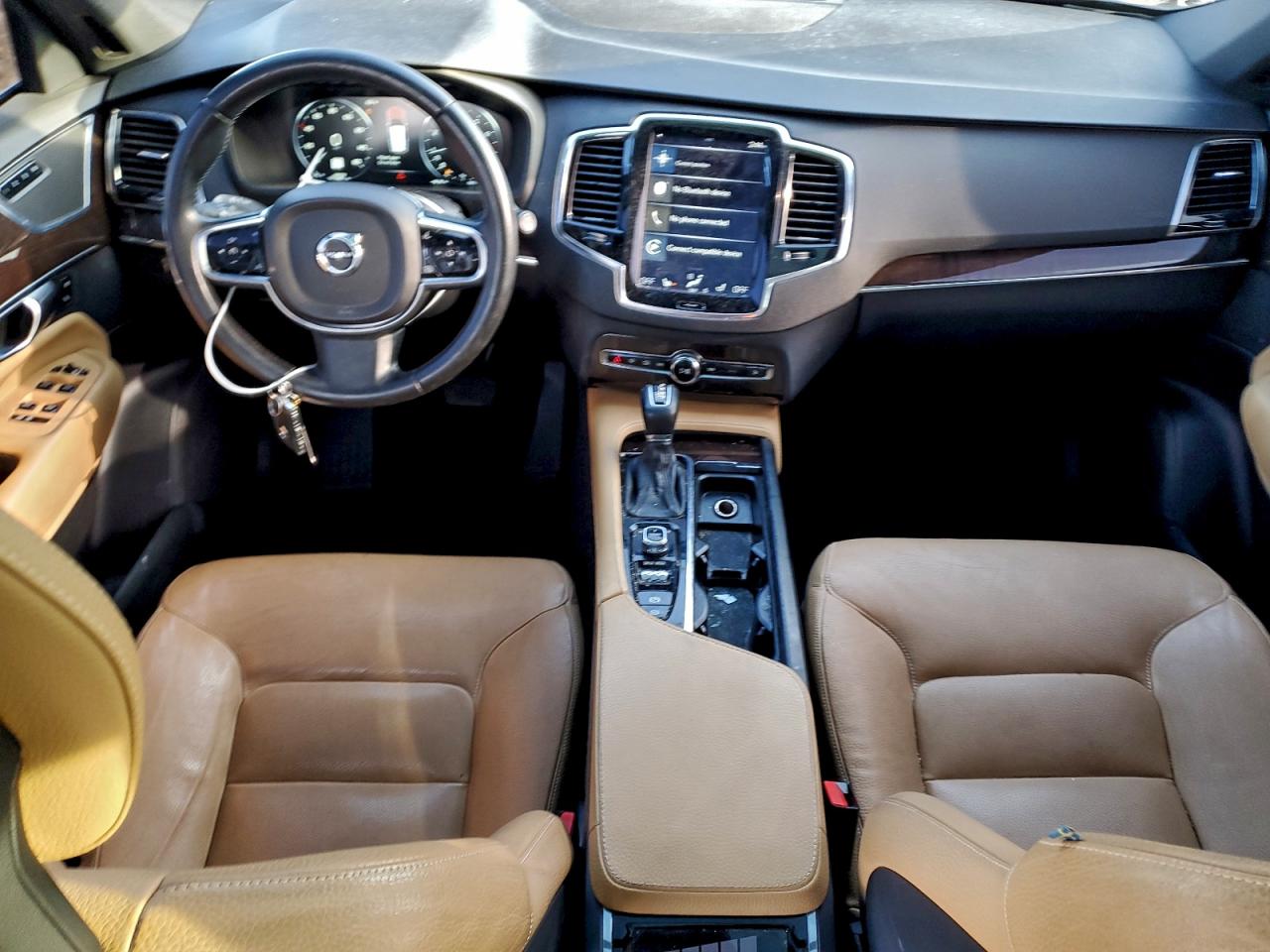 2016 VOLVO XC90 T6 photo 8