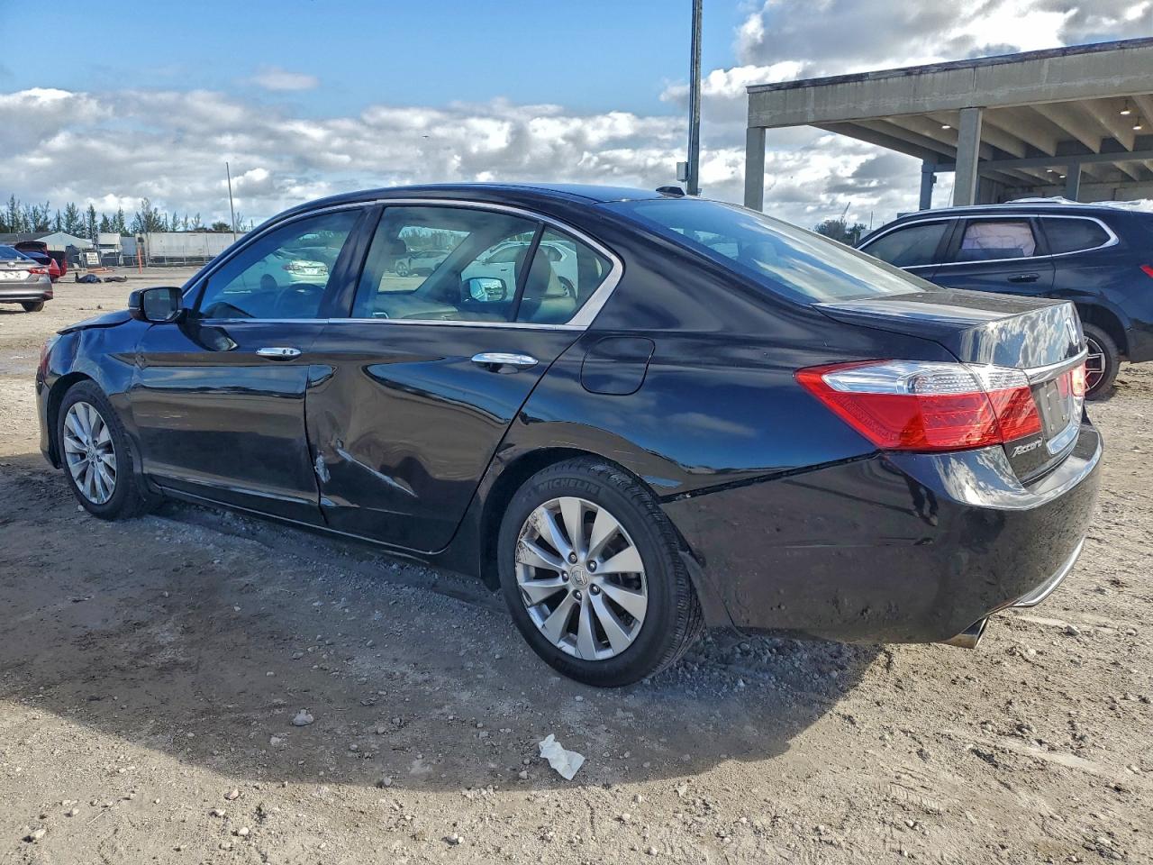 2013 HONDA ACCORD EXL photo 2