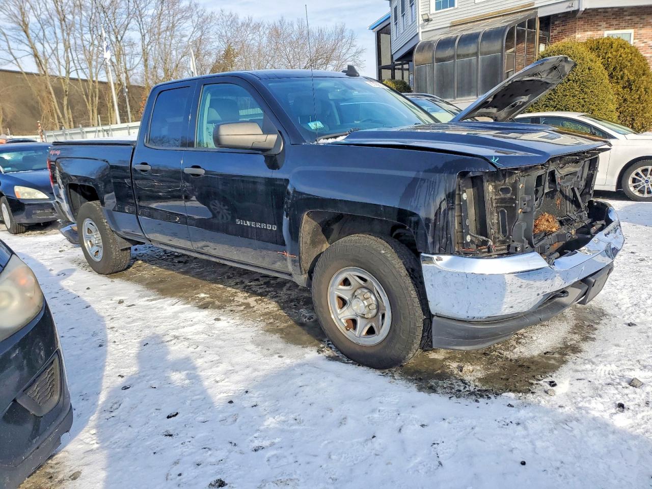 2016 CHEVROLET SILVERADO K1500 photo 4