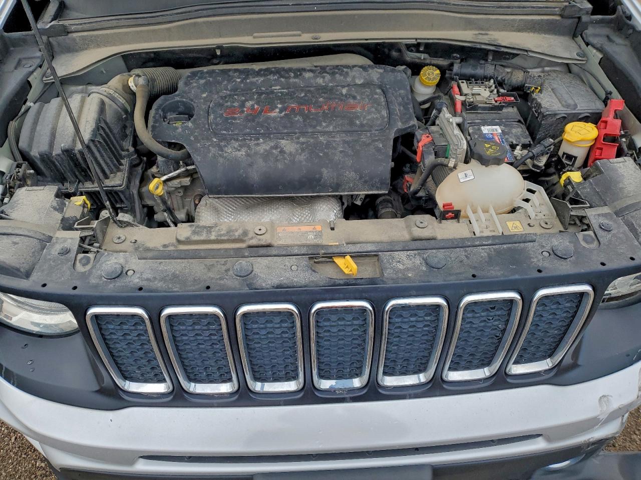 2020 JEEP RENEGADE LATITUDE photo 12