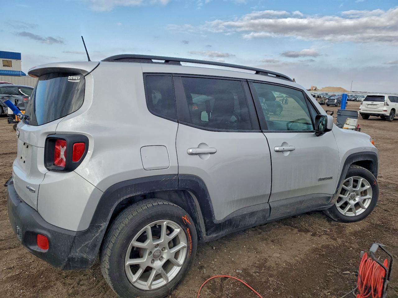 2020 JEEP RENEGADE LATITUDE photo 3